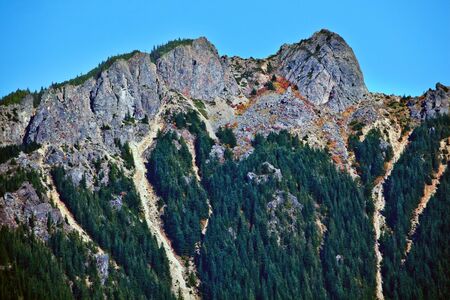 Mount Si Hikers On Top North Bend Washington State Pacific Northwestの写真素材