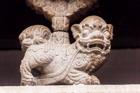Stone Lion Decoration Outside Man Mo Temple Hollywood Road Hong Kong Island  Temple was built in 1847 and is one of the oldest temple on Hong Kong Island   Man Tai is the literature god のeditorial素材