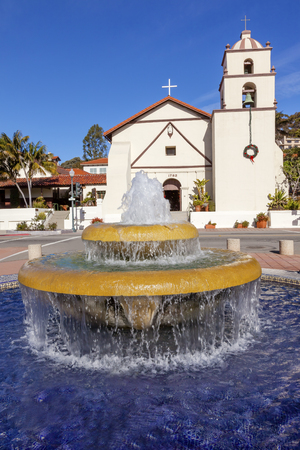 Mexican Tile Fountain Serra Statue Mission San Buenaventura Ventura California   Founded 1782 by  Father Junipero Serra   Named for Saint Bonaventureの写真素材