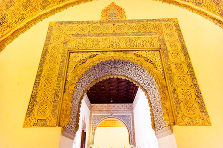  Arch Mosaic Wall Ceiling Ambassador Room Alcazar Royal Palace Seville Andalusia Spain   Originally a Moorish Fort, oldest Royal Palace still in use in Europe  Built in the 1100s and rebuilt in the 1300s  のeditorial素材