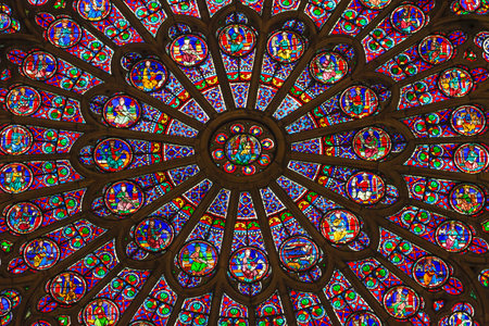 North Rose Window Virgin Mary Jesus Disciples Stained Glass Notre Dame Cathedral Paris France.  Notre Dame was built between 1163 and 1250 AD.  Virgin Mary Rose Window oldest in Notre Dame from 1250.のeditorial素材