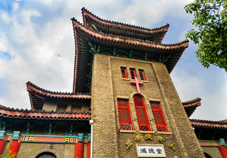 Old Hongde Tang Fitch Memorial Christian Protestant Church Duolon Cultural Road Hongkou District Shanghai China. Hongde Tang was created in 1928.  Old Christian church in Shanghai built to look like a Chinese temple.のeditorial素材