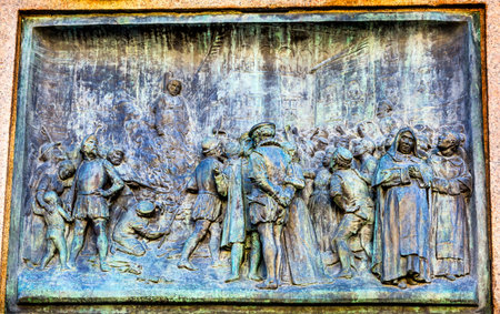 Giiordano Bruno Execution Statue Campo de' Fiori Rome Italy. Bruno was heretic burned at stake in Campo de' Fiori.  Statue by Ferrari in 1889のeditorial素材