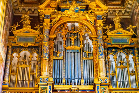 Golden Organ Basilica Saint John Lateran Papal Cathedral Church Rome Italy. One of 4 Papal basilicas, Oldest Papal Church built 324 by Emperor Constantine, built in honor of John Baptist, John the Evangelistのeditorial素材