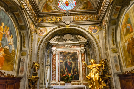 Virgin Mary Shrine Golden Statue Medieval Renaissance Collegiate Church of Santa Maria Assunta San Gimignano Tuscany Italyのeditorial素材