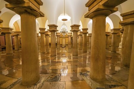 Columns Reflection US Capitol Crypt First Floor Capitol Washington DC. Place where George Washington's body was to be interredの写真素材