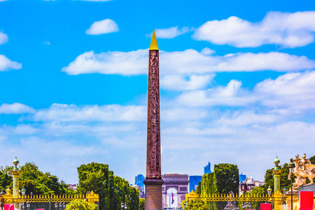 Ancient Egyptian Obelisk Place de la Concorde Arc de Triomphe Tulleries Paris France Originally from Luxor Egypt, 3,300 year old obelisk erected 1833.のeditorial素材