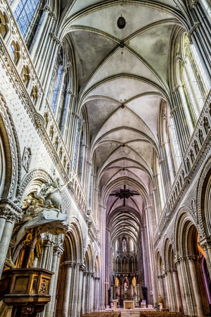 Altar Cross Stained Glass Basilica Bayeux Cathedral Our Lady of Bayeux Church Bayeux Normandy France. Catholic church consecrated by King William the Conquerer in 1077のeditorial素材