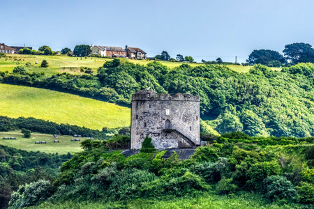Queen Anne's Battery Green Fields Plymouth Devon England.  Queen Anneâs Battery in  background, a small 1600s Tudor-built fort on Teatâs Hill with 14 guns.の写真素材