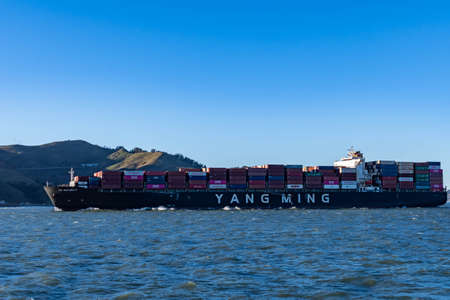 Container ship while cruising the pacific ocean near San Francisco Bay, San Francisco CA USA, March 30, 2020のeditorial素材
