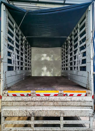 Truck empty load waiting for the cargoの写真素材