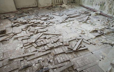 The interior of an abandoned old and dirty room. Old building.の写真素材