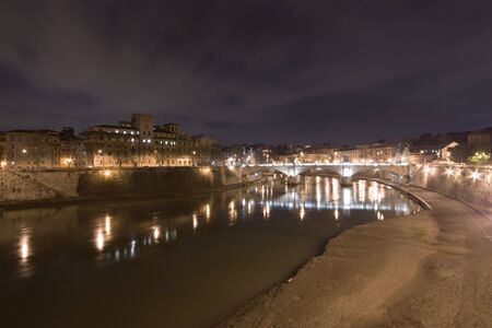 Tiber river near Castel Sant'angelo - Romeの写真素材