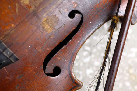 Color detail of a used, old violin.の写真素材
