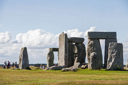 July 22, 2015 -  Stonehenge, Uk: People gather around the historical monument Stonehenge in England, UK.のeditorial素材