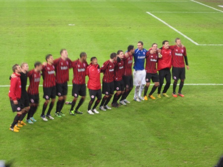 Player of the Frankfurt Football Club Eintracht are celebrating a winのeditorial素材