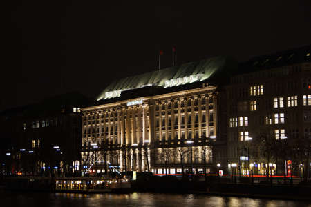 The Skyline around the Jungfernstieg and Alster in Hamburgのeditorial素材