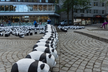 The WWF draws attention to the endangered giant panda with an action in the city of Kielのeditorial素材