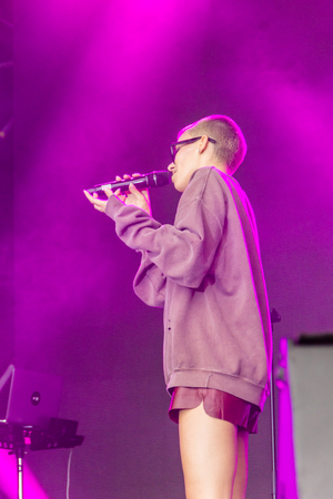 Kiel, Germany - June 24th 2016: The Band Frida Gold plays during the Kieler Week 2016のeditorial素材