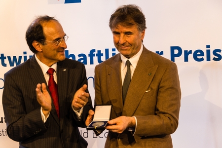 KIEL, GERMANY - June 18 2017: The Awarding of the Global Economy Prize 2017 from the Kiel Institut for the World Economy during the Kieler Woche 2017のeditorial素材