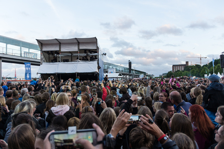 KIEL, GERMANY - June 16 2017: The singersongwriter Max Giesinger is performing on the NDR BÃ¼hne at the Soundcheck Friday during the Kieler Woche 2017のeditorial素材