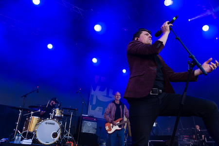 Kiel, Germany - June 17th 2017: Michael Patrick Kelly on the Rathaus Stage on the first Day of the Kieler Woche 2017のeditorial素材
