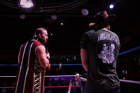 Kiel, Germany - December 08, 2018. American Wrestler Alexander James (w/ Lukas Robinson) vs. Tim Karstens (w/ Fynn Freyhardt & Briggs)のeditorial素材