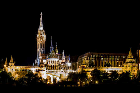 MÃ¡tyÃ¡s-templom Over Lookin the River Danube in Budapest