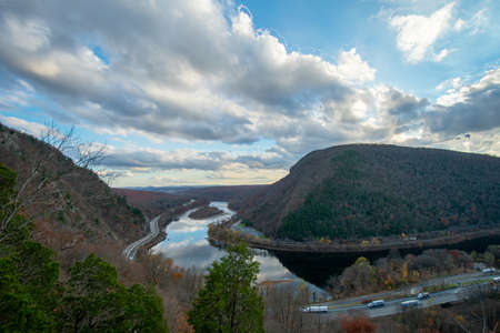 The Mountain View From Mount Tammany at the Delaware Water Gapの写真素材