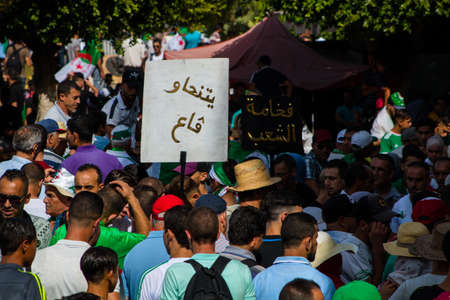 Algeria, Algiers: Algerians maintain pressure of protests, against the current government, and against corruptions in The countryのeditorial素材
