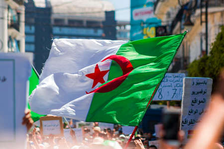 Algeria, Algiers: Algerians maintain pressure of protests, against the current government, and against corruptions in The countryのeditorial素材
