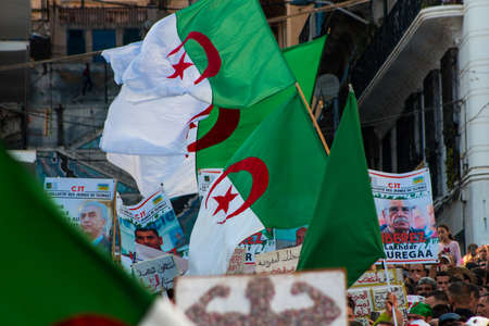 Algeria, Algiers: Algerians maintain pressure of protests, against the current government, and against corruptions in The countryのeditorial素材