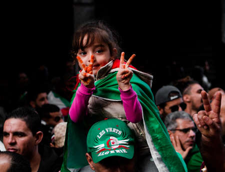 Algeria, Algiers: Algerians maintain pressure of protests, against the current government, and against corruptions in The countryのeditorial素材