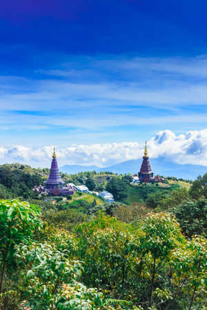 Naphamethinidon and Naphaphonphumisiri, two chedis near the summit of Doi Inthanonの写真素材