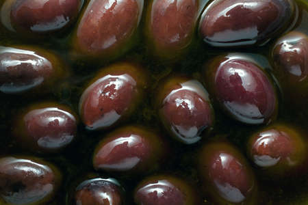 Kalamata olives in olive oilの写真素材