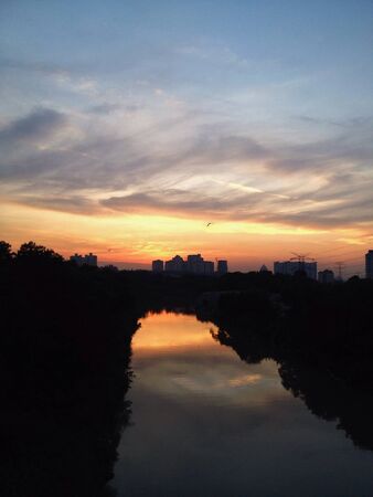 Sunset by the riverの素材
