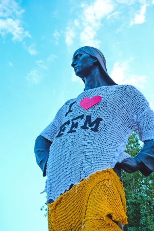 Frankfurt am Main, Germany - June 3, 2013: Bridge sculpture displaying "I like FFM" (shortcut for Frankfurt am Main)のeditorial素材