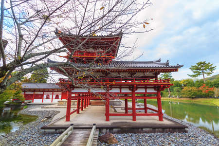 Beautiful Architecture Byodo-in Temple in autumn season at Kyoto, Japanのeditorial素材