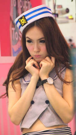 BANGKOK,THAILAND-DECEMBER 2 : Unidentified People in Photo Fair 2012 on DECEMBER 2,2012 in BANGKOK,THAILAND.のeditorial素材