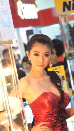 BANGKOK,THAILAND-DECEMBER 2 : Unidentified People in Photo Fair 2012 on DECEMBER 2,2012 in BANGKOK,THAILAND.のeditorial素材