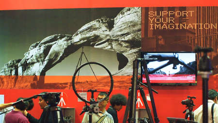 BANGKOK,THAILAND-DECEMBER 2 : Unidentified People in Photo Fair 2012 on DECEMBER 2,2012 in BANGKOK,THAILAND.のeditorial素材