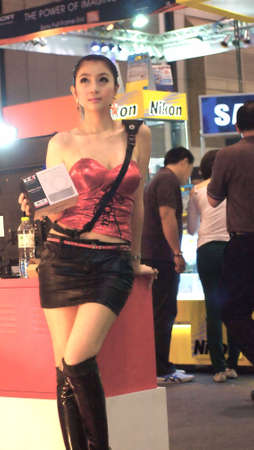 BANGKOK,THAILAND-DECEMBER 2 : Unidentified People in Photo Fair 2012 on DECEMBER 2,2012 in BANGKOK,THAILAND.のeditorial素材
