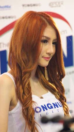 BANGKOK,THAILAND-DECEMBER 2 : Unidentified People in Photo Fair 2012 on DECEMBER 2,2012 in BANGKOK,THAILAND.のeditorial素材