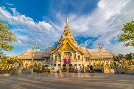 Wat Sothonnimit, The big buddhism temple in Thailand. Located in Chachongsao province east of Thailand.のeditorial素材