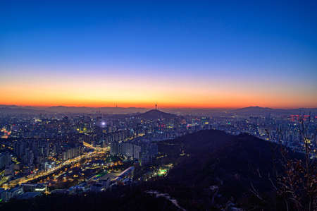 City scape night view of Seoul,Korea at sunrise time from the top of mountainのeditorial素材