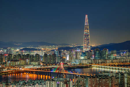 Cityscape night view of Yeouido, Seoul at sunset timeのeditorial素材