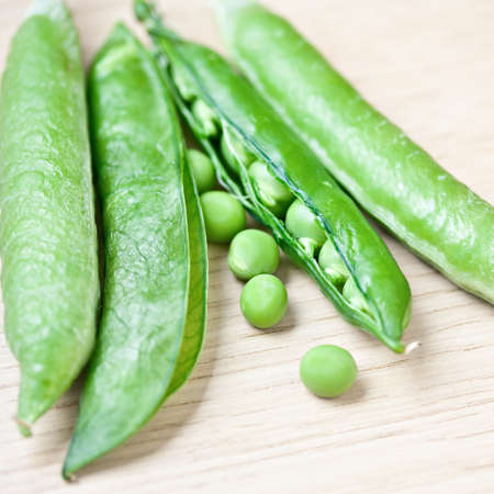 pea vegetable vegetarian agriculture fresh food closeupの写真素材