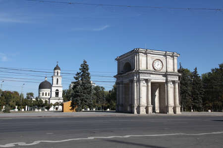 The Triumphal arch in Central Kishinev near to the Nativity Cathedral, Moldova.のeditorial素材