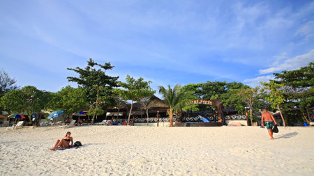 SATUN, THAILAND-FEB 16  Unidentified people relax on Pattaya beach in Lipe island on February 16, 2013 in Satun province, Thailand  There are 3 beaches named Pattaya, Sunrise, and Sunset in Lipe のeditorial素材