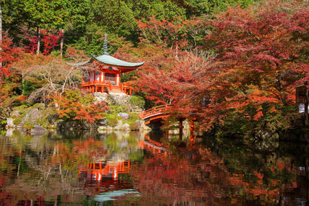 Daigoji temple in red maple trees in momiji or autumn season, Kyoto, Japanのeditorial素材